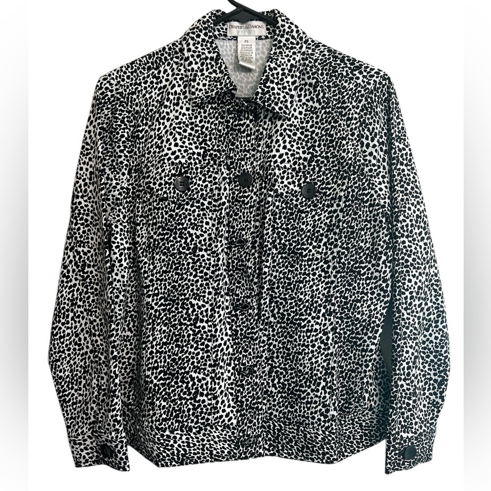 Draper’s & Damon’s Black White Animal Print Button Down Jacket
